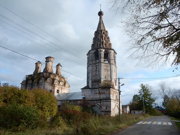 Cracked Spine of Abandoned Orthodox Church - Soligalich Northern Russia - video in comments