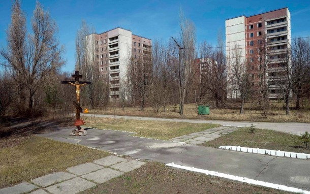 Crucifix in Pripyat 