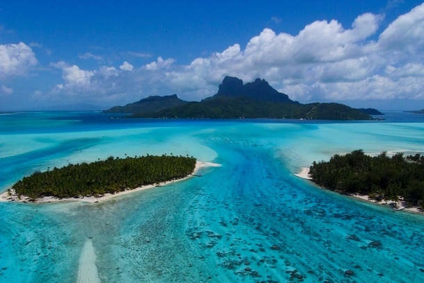 Crystal Clear Beach - Bora Bora - Photo by Pierre Lesage 