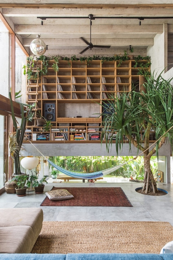 Daniel Mitchells Concrete House in Bali by Patisandhika 