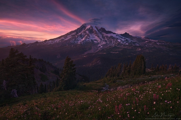 Dark Energy over Mount Rainier by Alex Noriega 