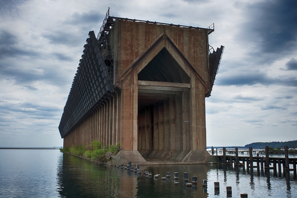 Decommissioned ore dock in Marquette MI  by Little Alaska