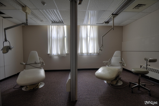 Dentist Office Inside The Abandoned Chedoke Hospital in Hamilton Ontario 