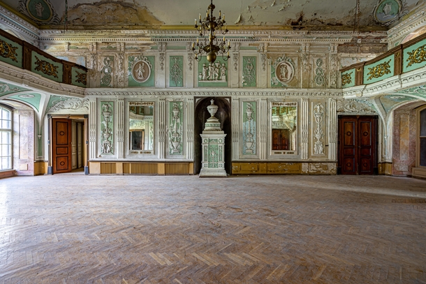 Derelict ballroom found in a huge abandoned luxury castle in Poland 