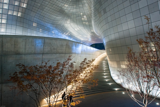 Dongdaemun Design Plaza Seoul South Korea