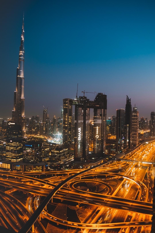 Dubai - Maximum City
