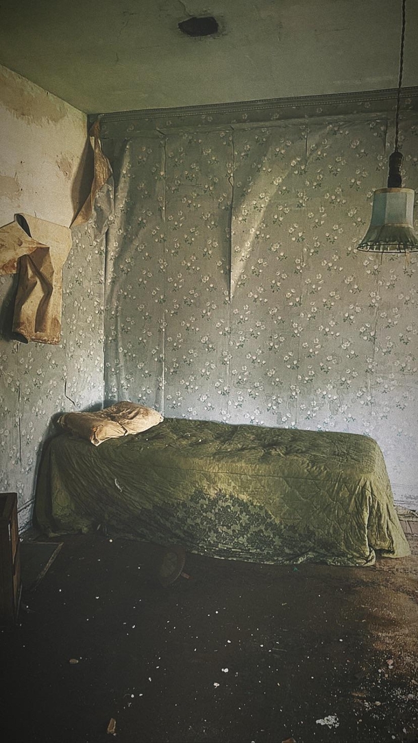 Eerie bedroom from the s
