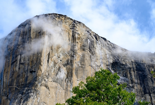 El Capitan Yosemite National Park California   Instagram rwwilkinson