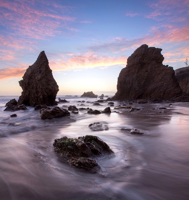 El Matador is the most Pacific Northwest looking beach in Southern California 