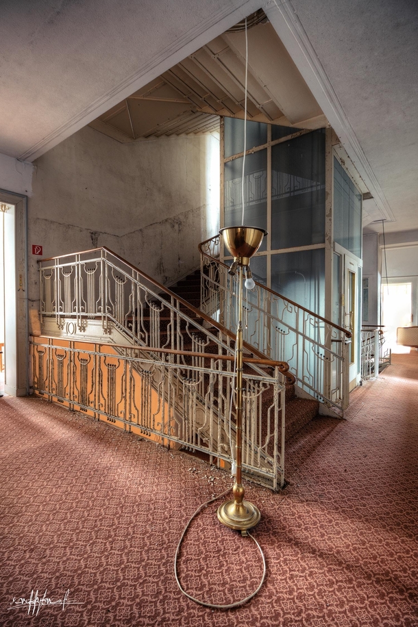elevator in an abandoned hotel in Germany 