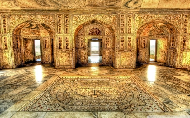 Emperor Akbars Royal Bathing Chamber in the Agra fort India 