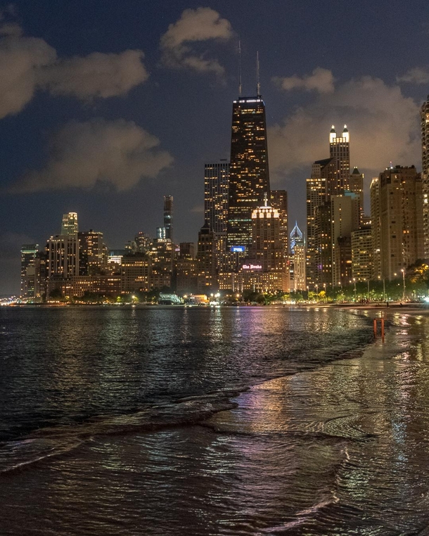 Evenings by the lakefront Chicago US