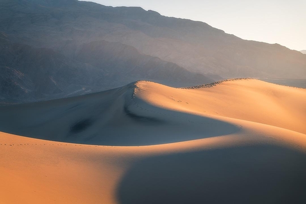 Fading light over the Mesquite Flat Sand Dunes in Death Valley National Park CA  matt_thomson_visuals