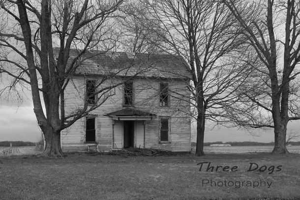 Farmhouse taken about  years ago in central Illinois Its been demolished now x 