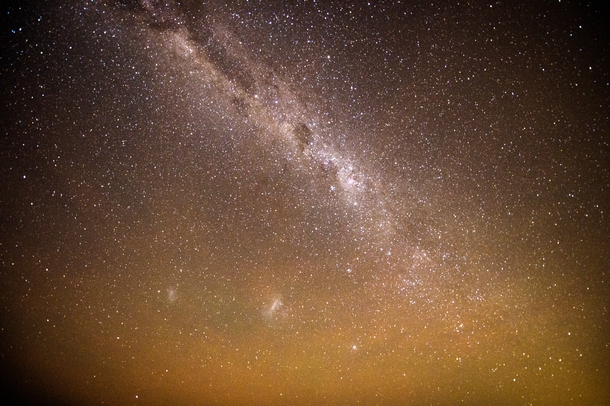 First shot of the Milkyway in ages with a light Green aurora glow 