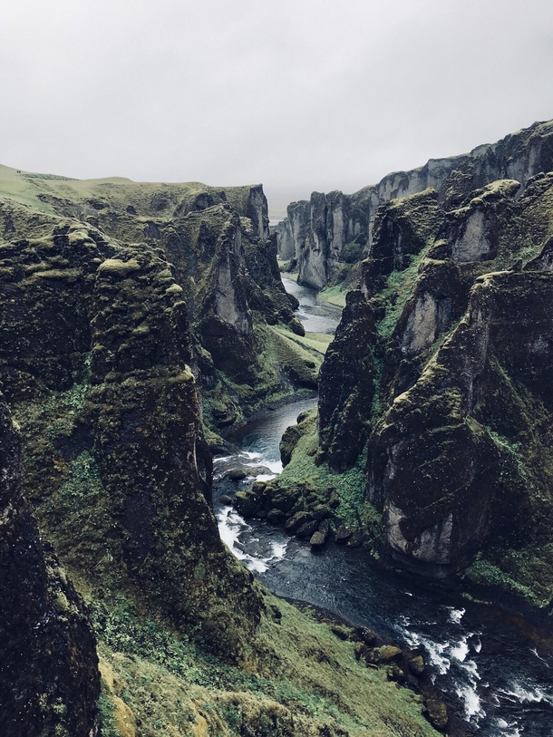 Fjarrgljfur Iceland 