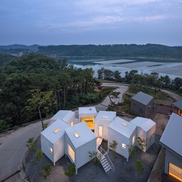 Floating Cubes  YounghanChung Architects 