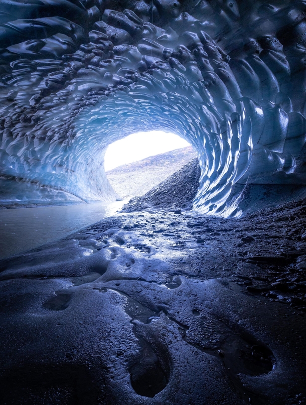 Found a magical ice cave hidden in some Alaskan wilderness 