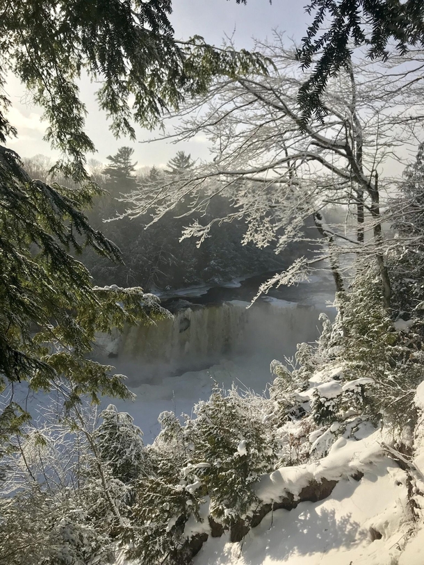 Frozen Falls- Tahquamenon Falls MI 