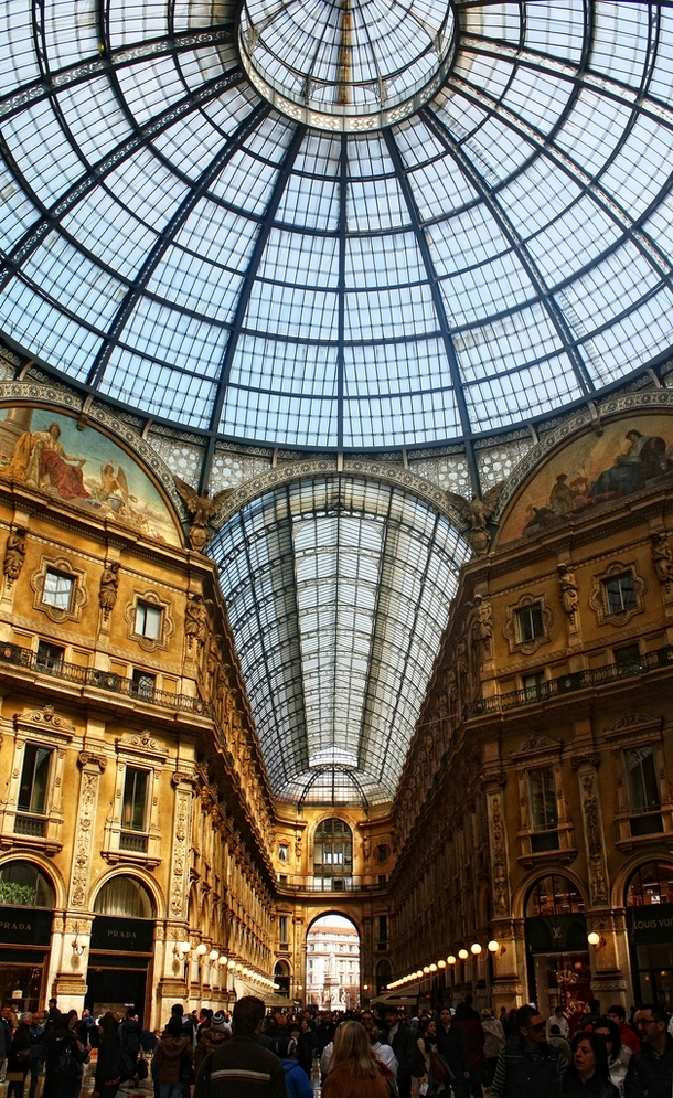 Galleria Vittorio Emanuele II Milan 