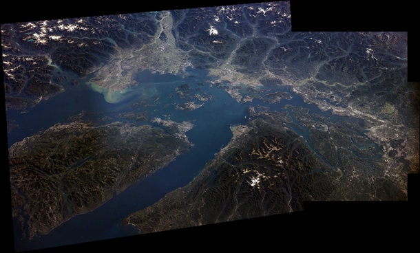 Gigantic Panorama of Vancouver and Seattle in the Rocky Mountains 