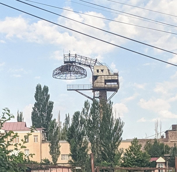 Got a closer look at the unused Soviet-era jump tower Folks here Armenia say it was used by their equivalent of the Boy Scouts to train for short parachute jumps