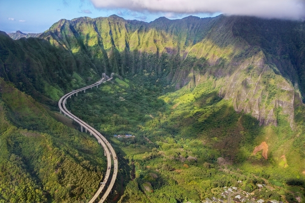 H- Interstate highway Oahu - aerial 