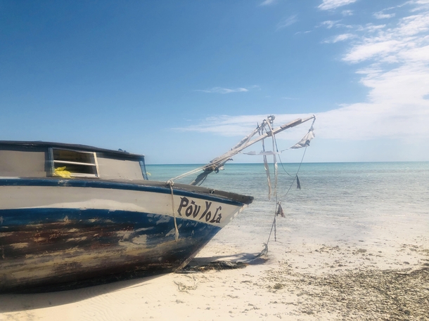 Haitian Sloop abandoned on the shores of Turks and Caicos