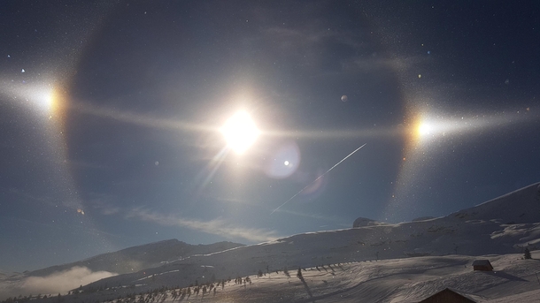 Halo around the sun in France 