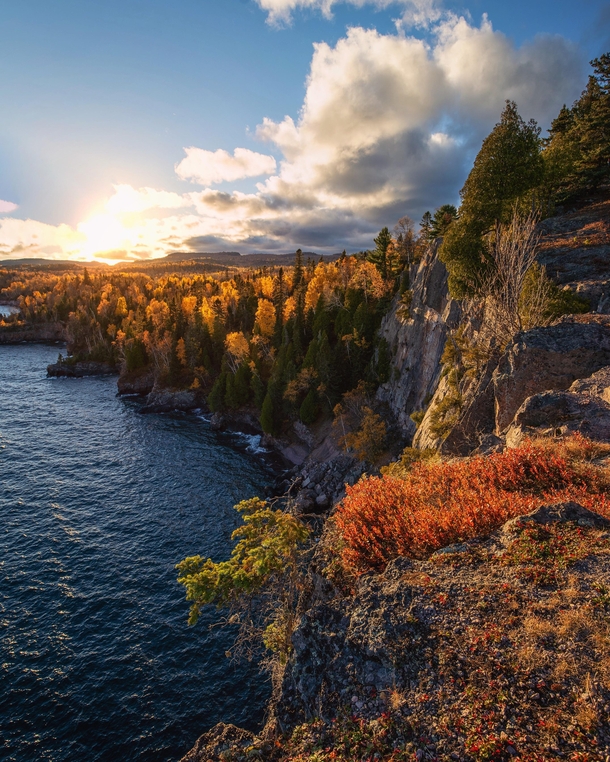 Hanging off the edge of the Lake Superior cliffs Silver Bay MN  IG grantplace