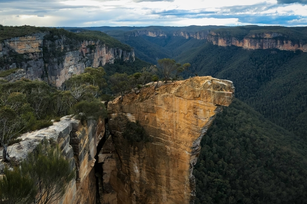 Hanging Rock Blue Mountains National Park NSW Australia 