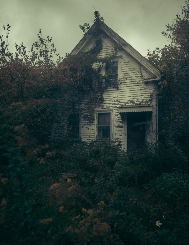 Haunted house in my hometown Massachusetts Photorator