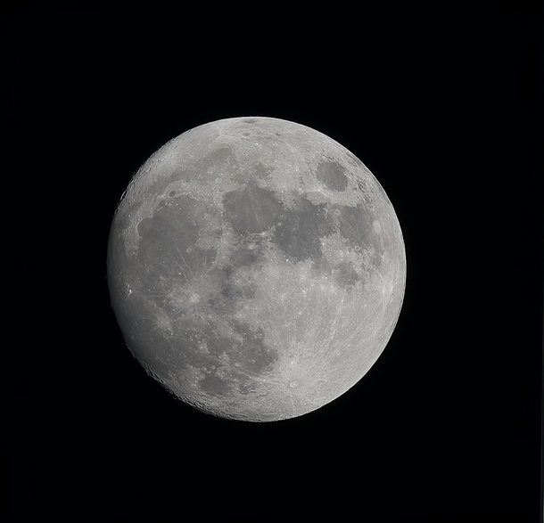 High quality full moon pic 