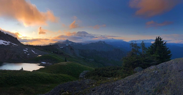 Hiked  miles this weekend for this view Mt Ranier WA 