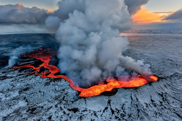 Holuhraun Eruption In Iceland Photographer Iurie Belegurschi 