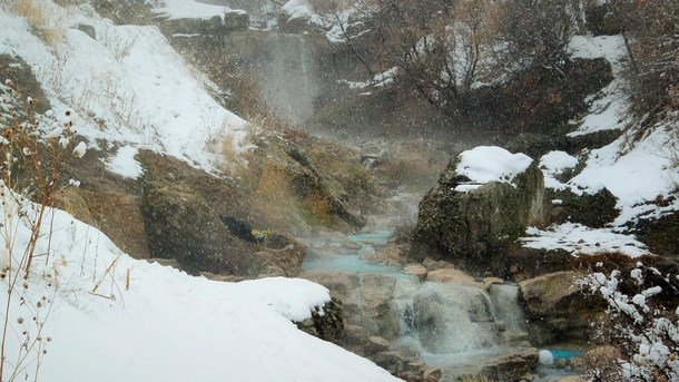 Hot Springs amid snowfall Provo UT OC  x 