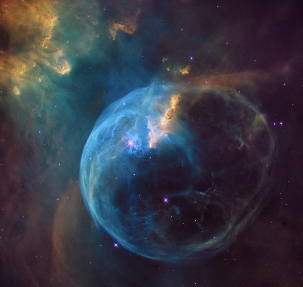 Hubbles Bubble Nebula