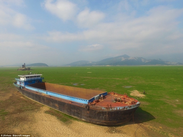 Huge cargo ship became stranded on the lake bed in Lushan District of Jiujiang after the water vanished