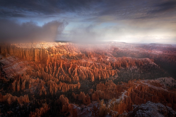 I always visit Bryce Canyon and Zion NP when Im in southern Utah I can never decide which is my favorite I love Zion but morning light on the hoodoos of Bryce is something else Bryce NP Utah  mattymeis