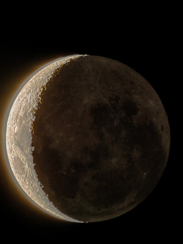 I filmed the Waxing Crescent Moon last night from Australia