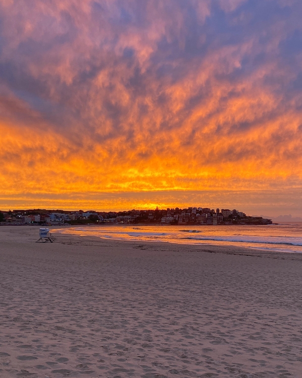 I made it to my first sunrise at Bondi Beach this morning It did not disappoint The colours are real no editing of them needed