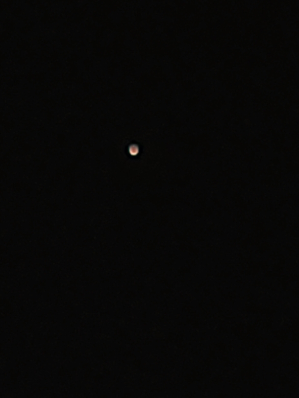 I took a picture of Mars from my balcony in Debrecen Hungary