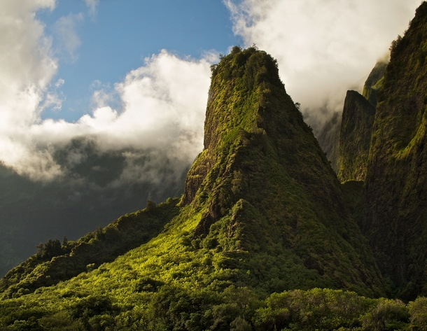 Iao Needle Maui Hawaii  by Michael Schwab