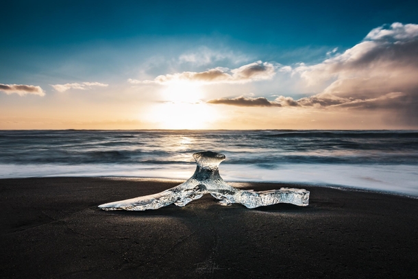 Ice sculpture at Diamond Beach Iceland 