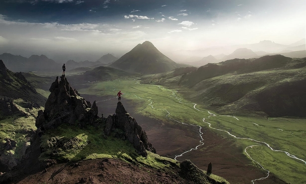 Iceland by Max Rive 