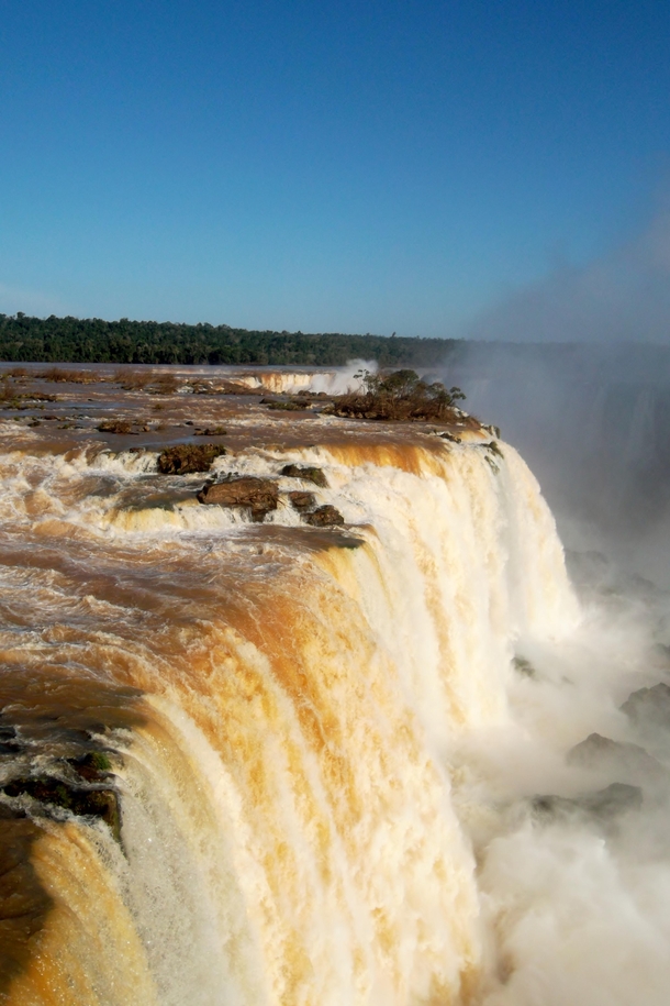 Iguassu waterfalls - Brasil - x