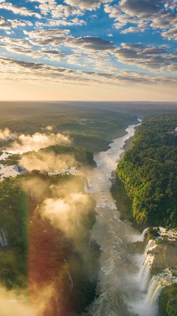 Iguau River follows it course after the falls - Iguau National Park Brasil 