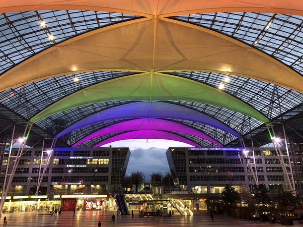Illuminated Fiberglass Membrane Roof over the Munich Airport Center Forum 