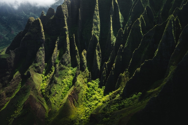 Im in love with the dramatic ridgelines of Kalalau Valley on the Na Pali Coast 
