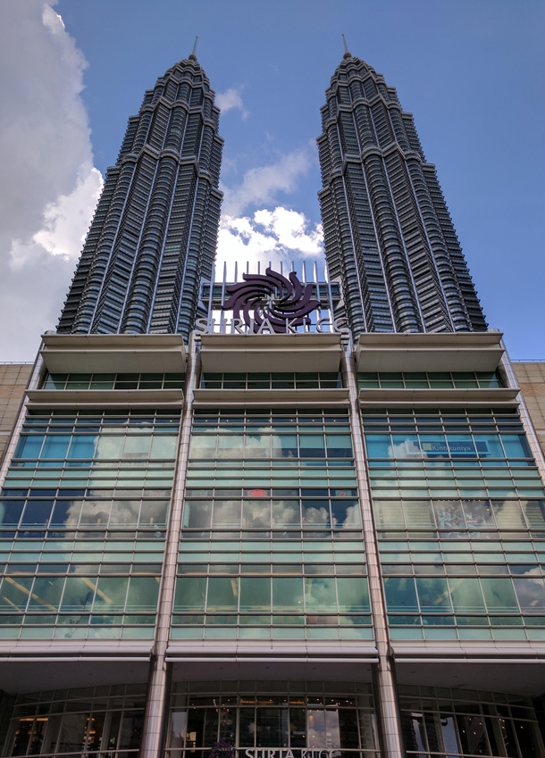 In remembering Csar Pelli  heres his most monumental design the Petronas Twin Towers the Suria KLCC mall is the base 
